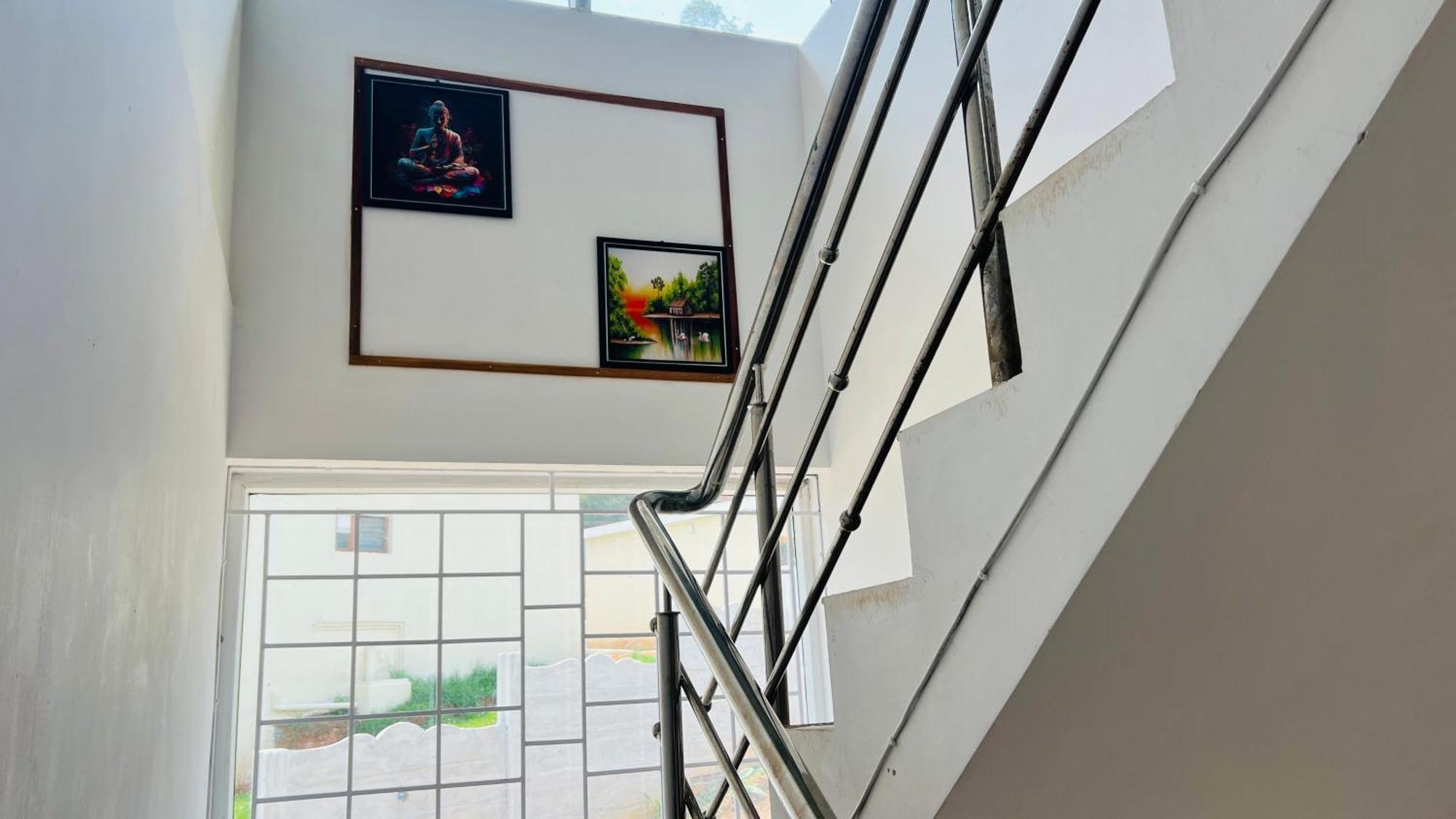 אוטי Hidden Doors Apartment מראה חיצוני תמונה