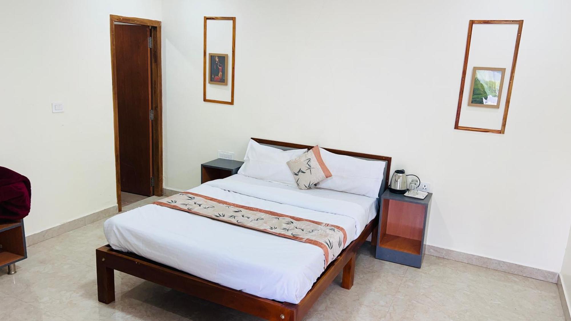 אוטי Hidden Doors Apartment מראה חיצוני תמונה